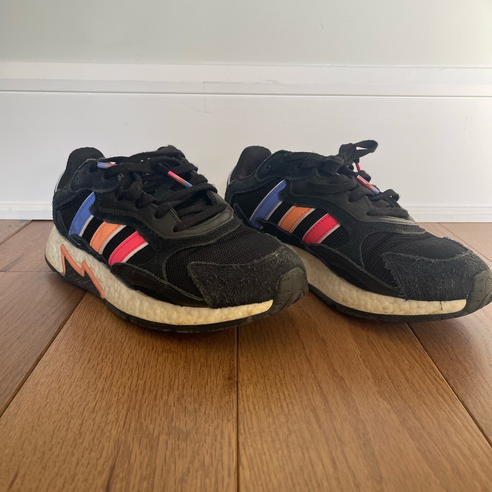Adidas multi color sneaker